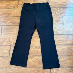 Claiborne “Lori” Black High-Rise Pull-on Stretch Boot-cut pants Essential